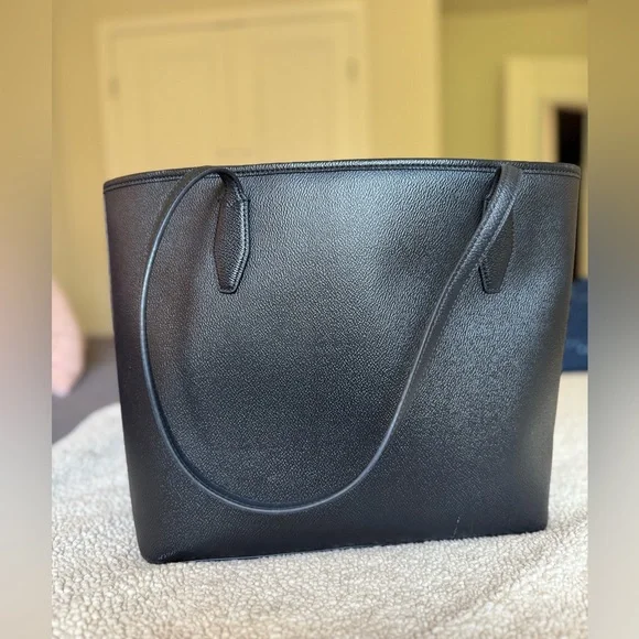 Kate Spade Classic Black Tote - Picture 2 of 5